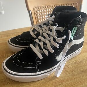 Vans Sk8 high Black and White High-Top Athletic Shoes